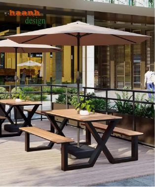 Sắp xếp bàn ghế cafe ngoài trời để thu hút khách hàng-NTG 020