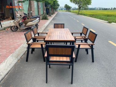 Bàn ghế chân sắt mặt gỗ teak tự nhiên NTG002