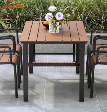 Chọn lựa bàn ghế sắt gỗ ngoài trời cho sân vườn-NTG 019