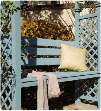 Bền bỉ và đẹp mắt, ghế gỗ sân vườn cho mọi gia đình-BGT 018