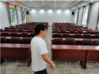 Tìm Hiểu Bàn Ghế Hội Trường - Thiết Kế Đẳng Cấp Cho Không Gian-BHN 002