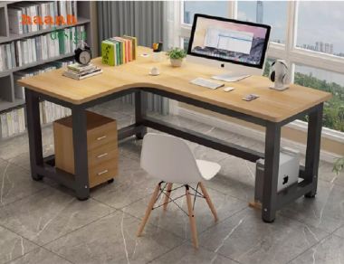 Mẫu bàn làm việc chân sắt mặt gỗ, phù hợp xu hướng 2025-BLS 008