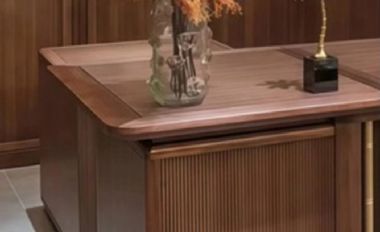 Bàn làm việc của lãnh đạo hiện đại – Sang trọng và đẳng cấp-PGG 016