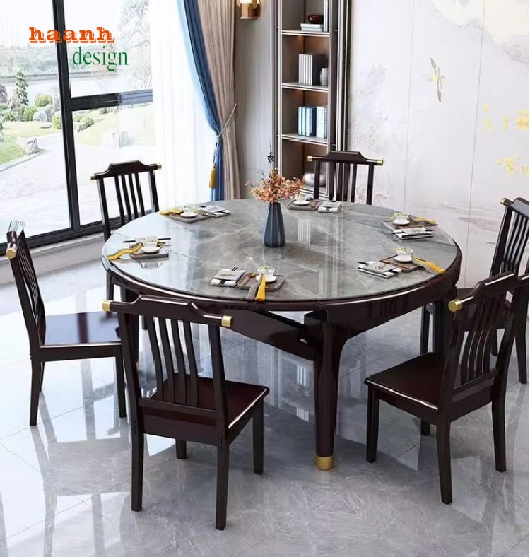 Bàn ghế ăn gỗ sồi hiện đại trong không gian phòng ăn sang trọng