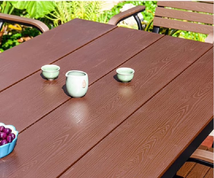 bàn ghế chân sắt mặt gỗ sân vườn