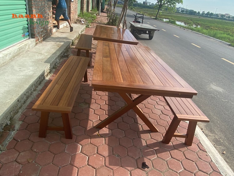 Bàn ghế ngoài trời gỗ teak Nam Mỹ hoàn thành cho khách Quảng Ninh  