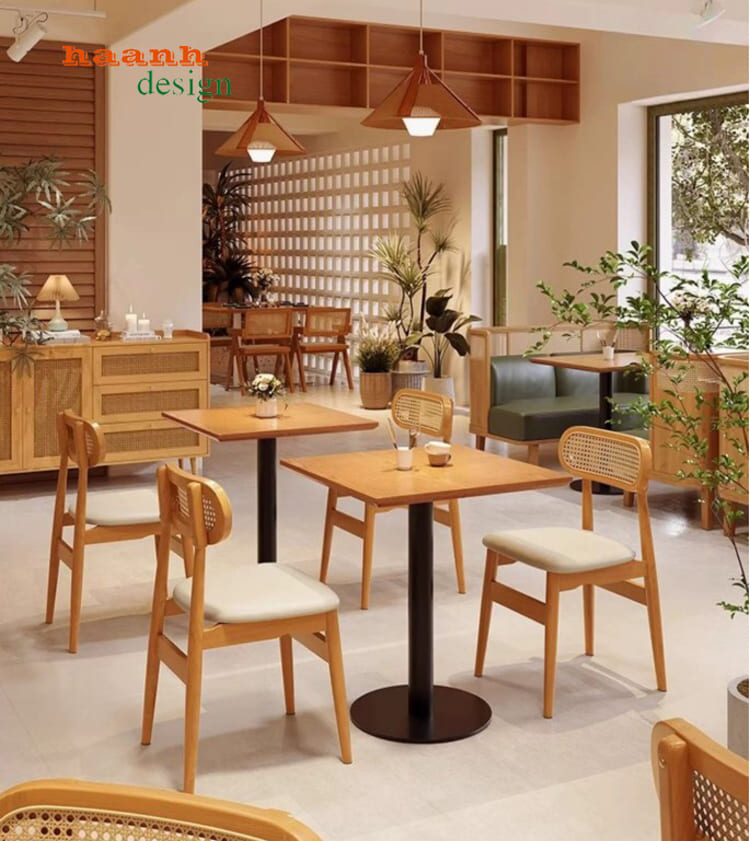 bàn ăn nhà hàng gỗ sồi sử dụng trong khách sạn