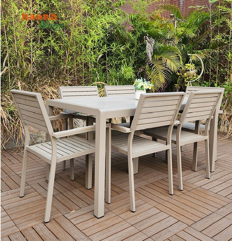 Bàn ghế sắt ngoài trời