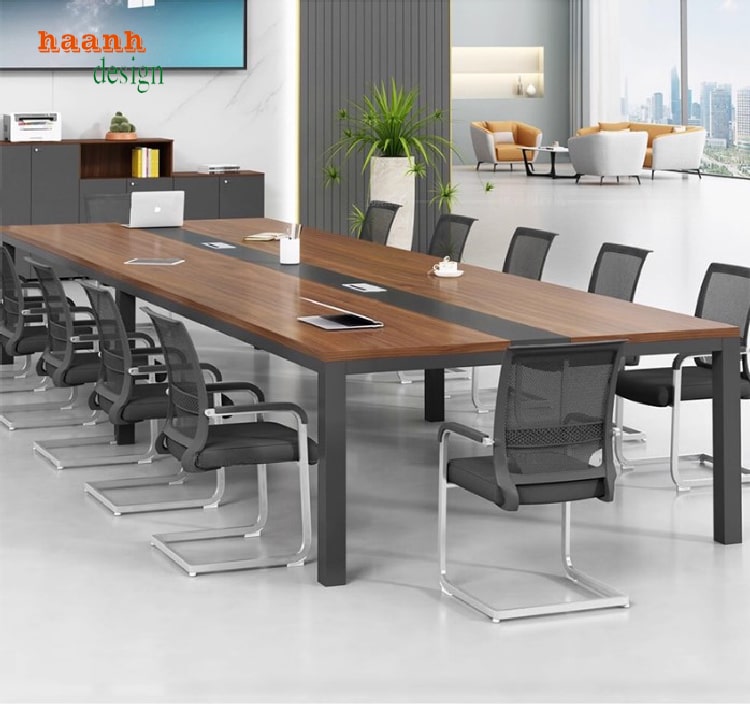 Bàn họp chân sắt với thiết kế hiện đại, chắc chắn cho văn phòng