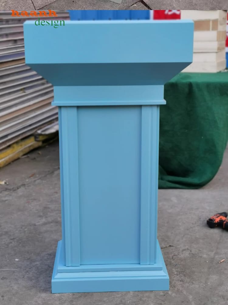 bục phát biểu gỗ hiện đại