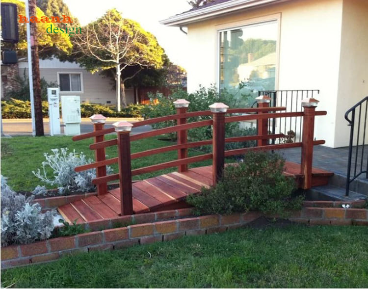 Cầu ngoài trời gỗ Teak tự nhiên thi công thực tế