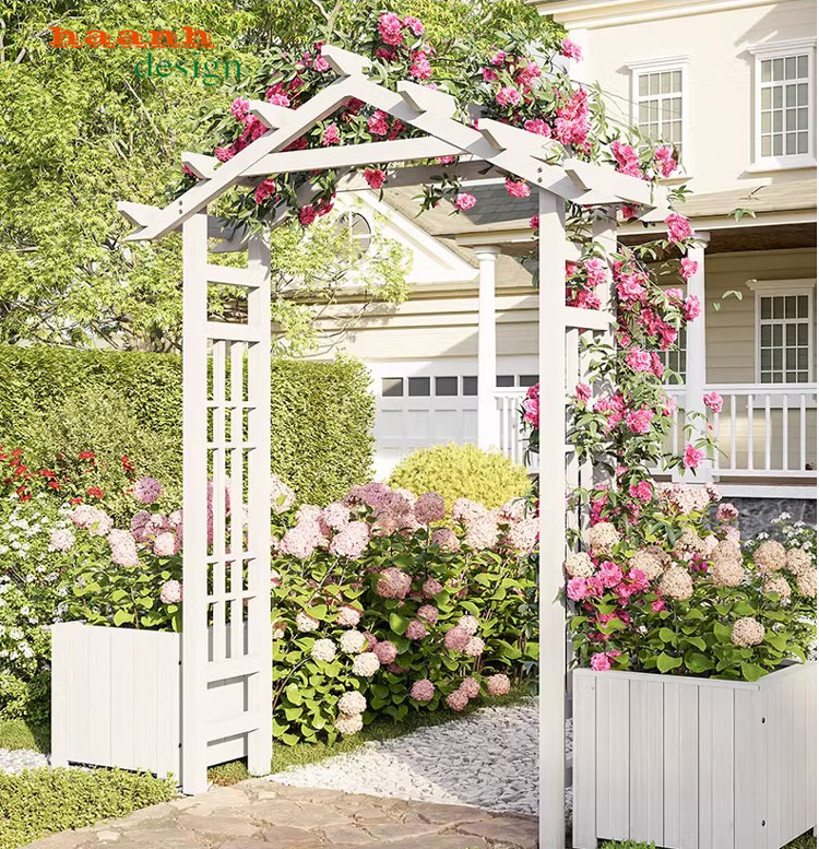 Cổng gỗ tự nhiên sân vườn ngoài trời