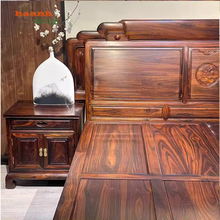 Hoàn thiện giường ngủ gỗ mun giả cổ
