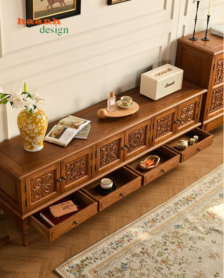 kệ tivi tân cổ điển gỗ tự nhiên trong phòng khách biệt thự