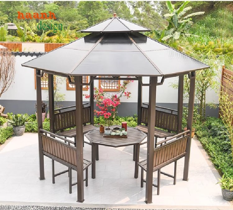 Nhà chòi kẽm ngoài trời