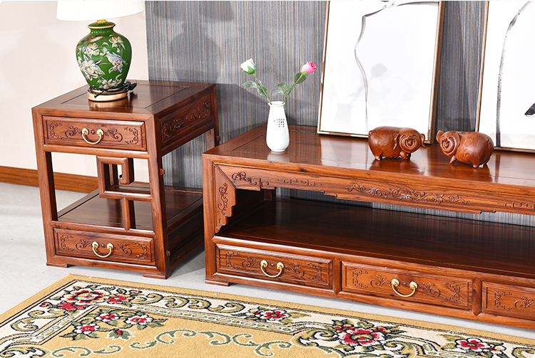 Kệ ti vi giả cổ phòng khách