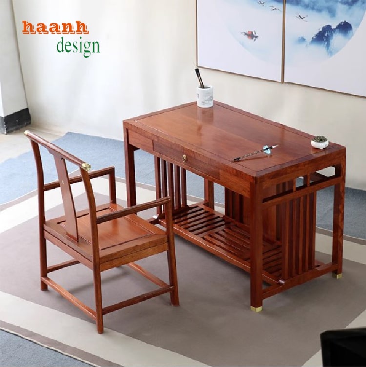 Bàn làm việc bằng gỗ với vân gỗ đẹp và tinh xảo