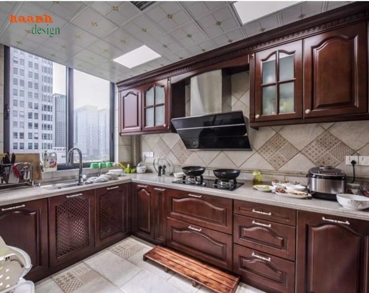 Tủ bếp gỗ tự nhiên