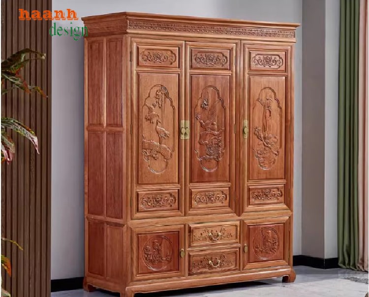 Chi tiết vân gỗ hương tự nhiên trên tủ đựng quần áo