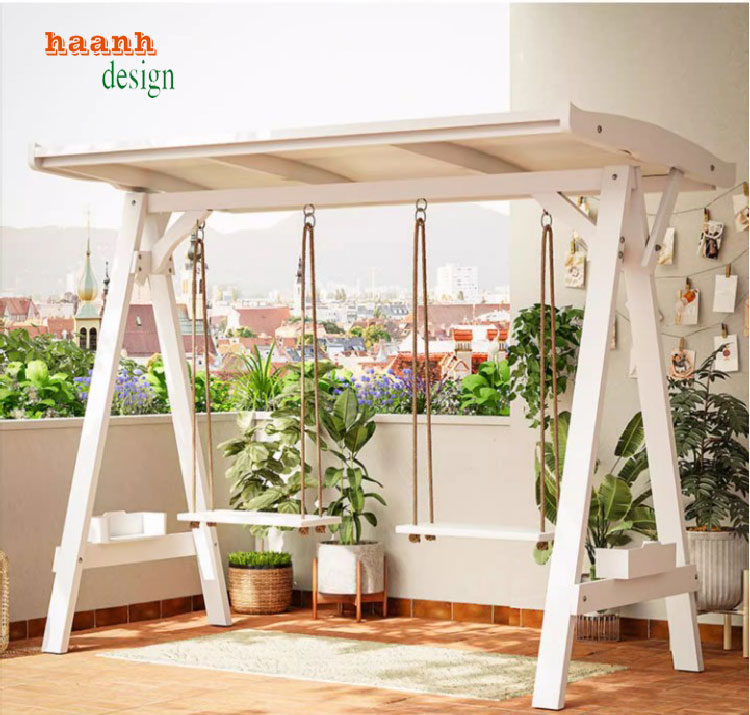 xích đu gỗ ngoài trời